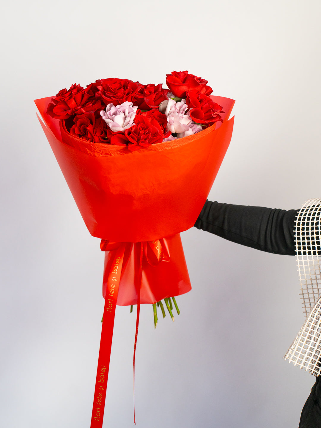 Buchet Valentines "Doar la tine mă gândesc"