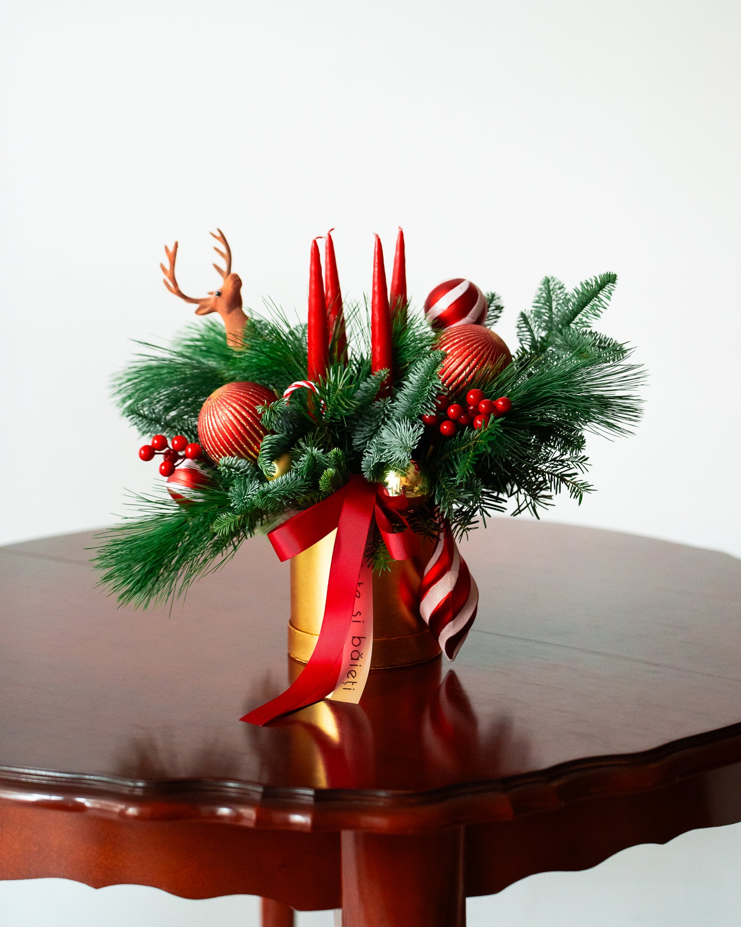 Aranjament Crăciun roșu