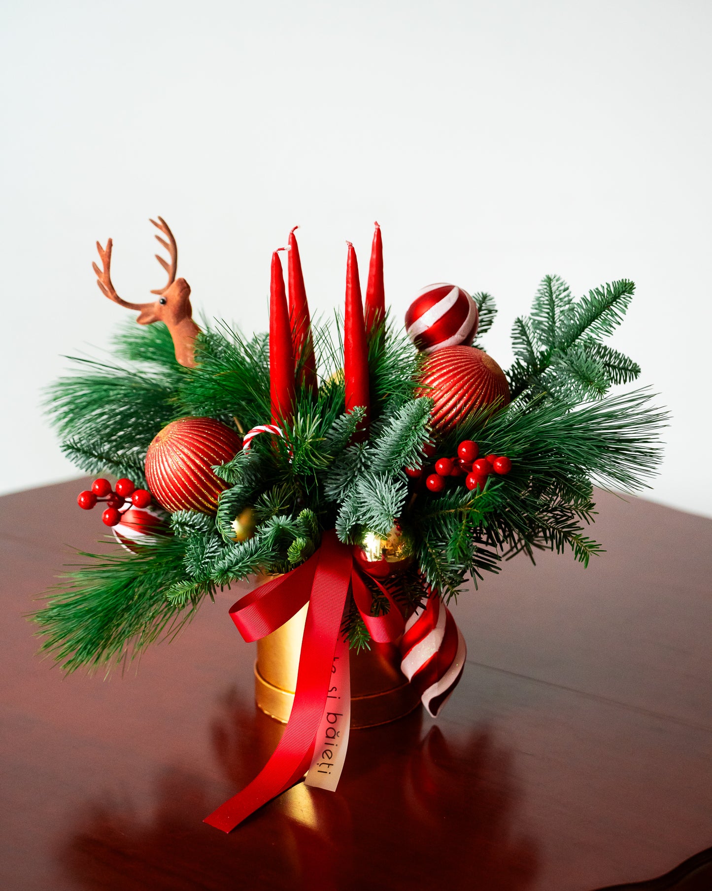 Aranjament Crăciun roșu