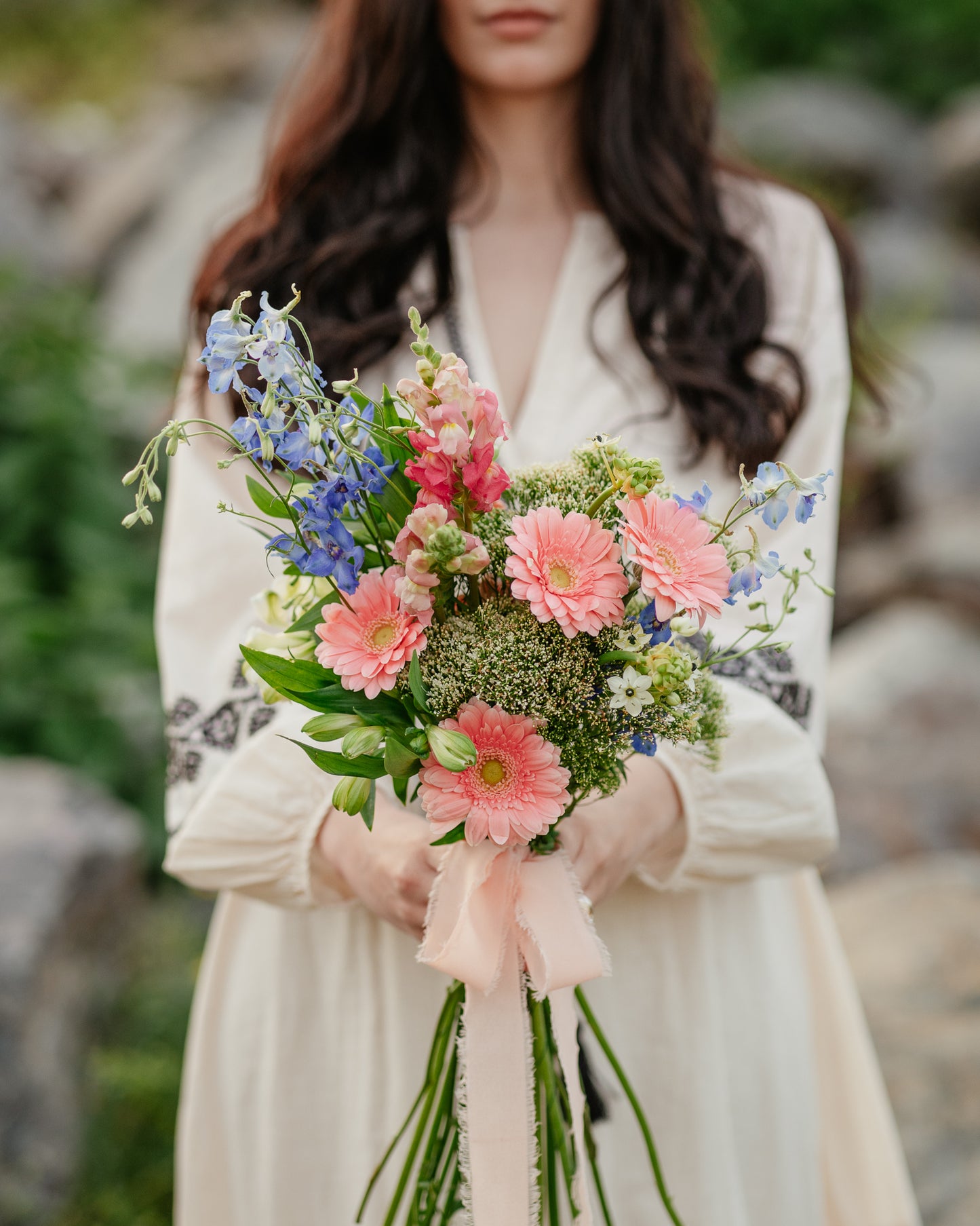 buchet mireasă multicolor cu germini