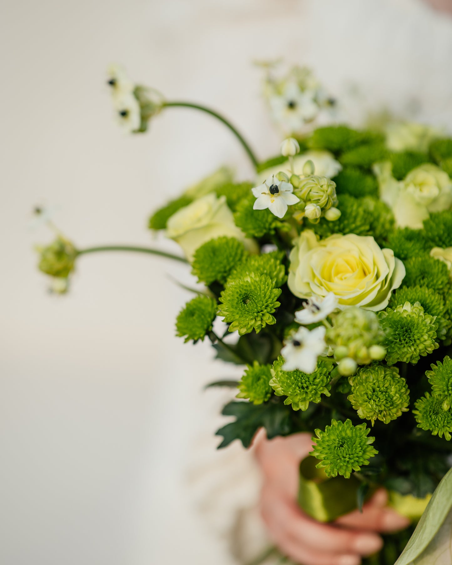 Buchet mireasă verde cu Crizanteme